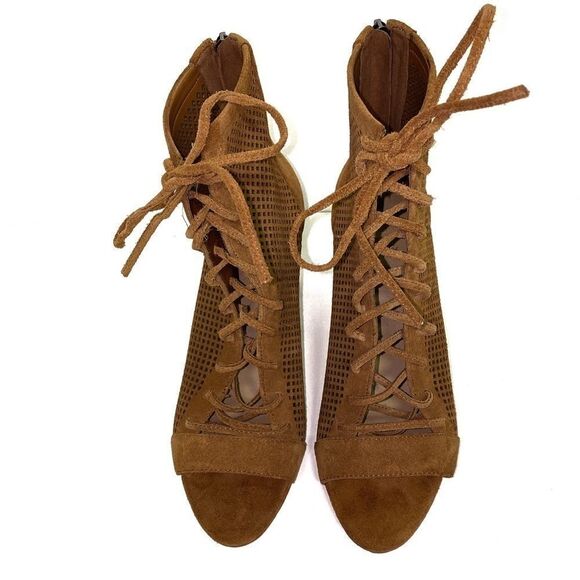 MARC fisher shaini taupe heels booties - Picture 5 of 8